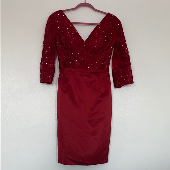 JJ's house mother of bride sheath lace satin dress - Picture 4 of 10